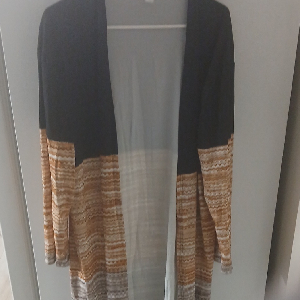 Chic Black and Brown Striped Cardigan